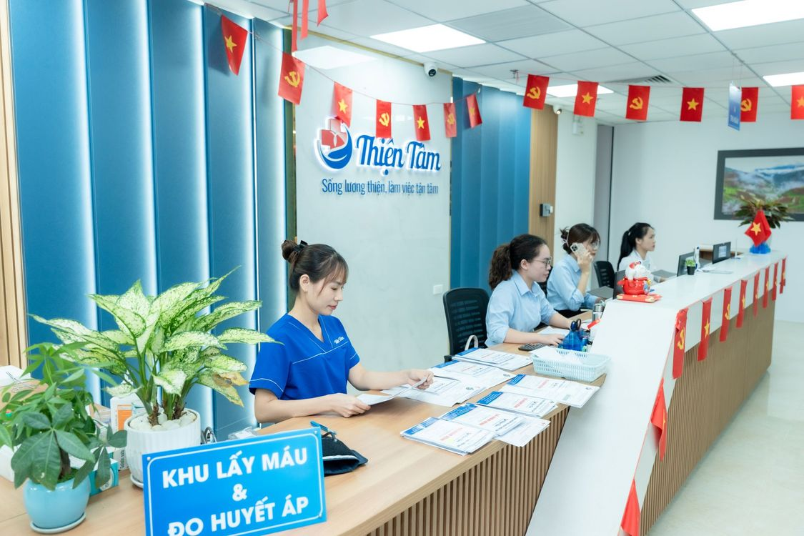 Khám sức khỏe